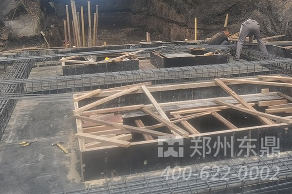 內(nèi)蒙古煤泥烘干機(jī)基礎(chǔ)施工現(xiàn)場(chǎng)實(shí)拍